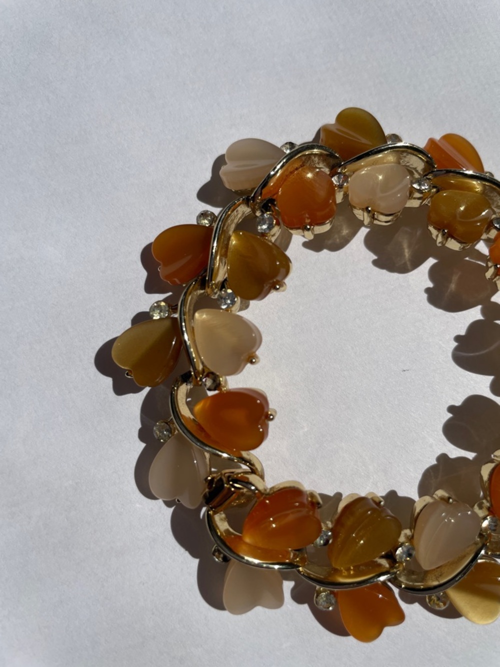Vintage 1960s Signed Lisner Thermoset Bracelet - Picture 6 of 9